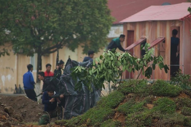 Hàng trăm đặc nhiệm nổ súng, khống chế tội phạm - ảnh 1