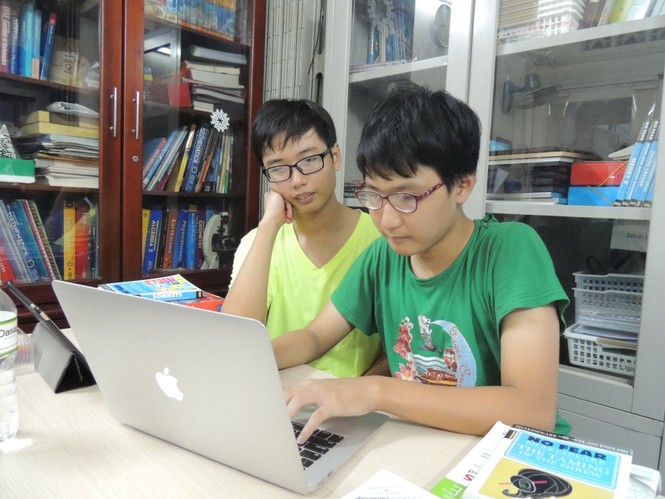 Tranh luận nóng khi phụ huynh cho con bỏ trường tự học ở nhà - ảnh 1