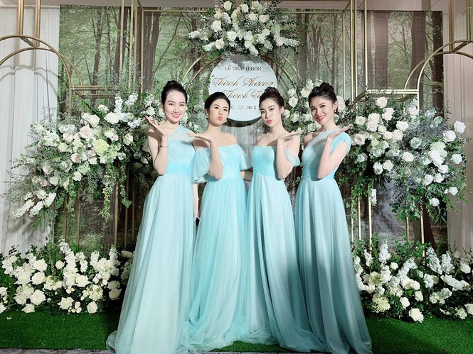 Vì sao Hoa hậu Đỗ Mỹ Linh né bắt hoa cưới của Á hậu Thanh Tú? - ảnh 2