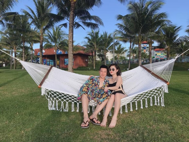 Bạn gái hotgirl ‘thưởng nóng’ Huy Hùng như đã hứa trước ngày hội quân - ảnh 7