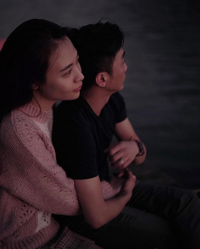 Đàm Thu Trang tung ảnh ôm Cường Đô la khiến fan tan chảy - ảnh 1