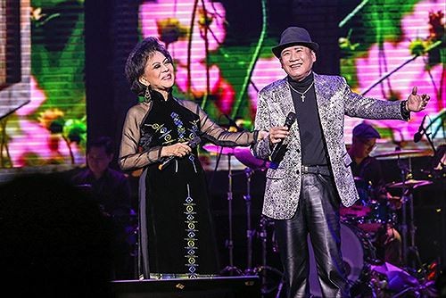 Showbiz 13/2: Ngọc Trinh tiết lộ về người yêu lớn tuổi hiện tại - ảnh 4