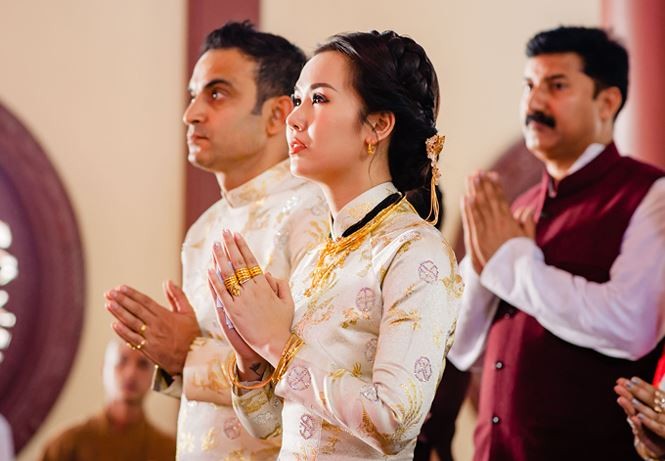 Võ Hạ Trâm chia sẻ không ngờ sau 1 tháng kết hôn chồng Tây - ảnh 2