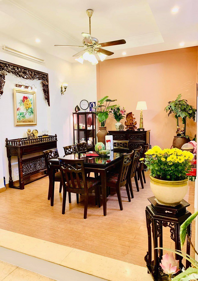 Cận cảnh căn nhà mặt tiền giá trị ở TPHCM của danh hài Thuý Nga - ảnh 8