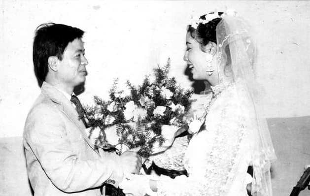 NSƯT Chiều Xuân chia sẻ ảnh cưới với nhạc sĩ Đỗ Hồng Quân cách đây hơn 30 năm - ảnh 10