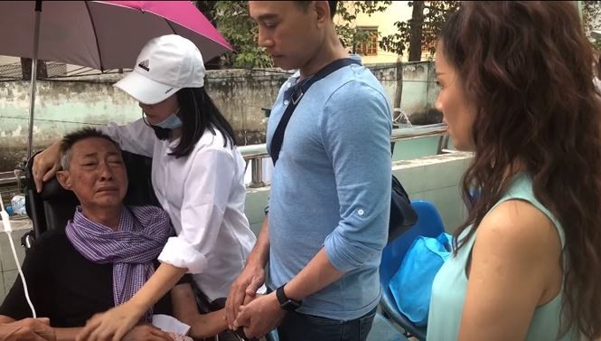 Showbiz 20/4: Trương Nam Thành đón tin vui với vợ doanh nhân hơn 15 tuổi? - ảnh 1