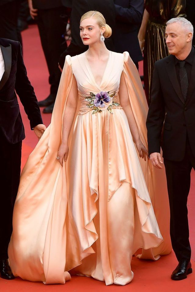 Những trang phục đẹp nhất thảm đỏ Cannes 2019 - ảnh 1