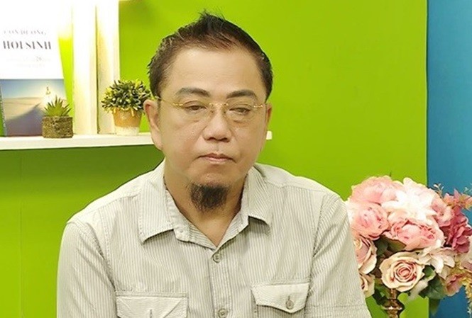 Showbiz 13/7: Hari Won ‘dằn mặt’ Trấn Thành vì tụ tập bạn bè tới sáng - ảnh 2