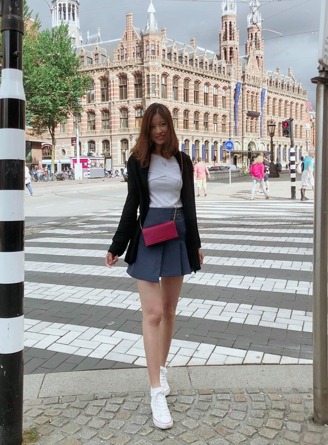 Nhan sắc hot girl của bạn gái Văn Dũng vừa bị chỉ trích là xúc phạm Văn Thanh - ảnh 1