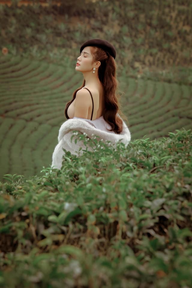 Vóc dáng sexy của người đẹp vướng scandal ‘lộ hàng’ trên truyền hình - ảnh 4