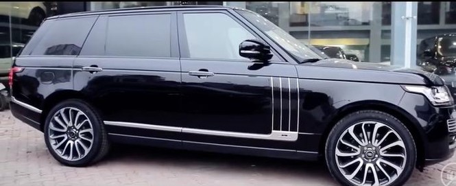 Rò rỉ clip nhiều siêu xe hàng chục tỷ dưới tầng hầm, BTV Ngọc Trinh nói gì? - ảnh 1