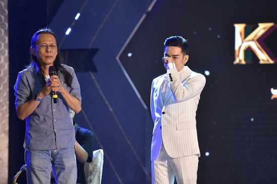 Showbiz 29/9: NSND Hồng Vân đau thắt tim nói vĩnh biệt sân khấu SuperBowl - ảnh 4