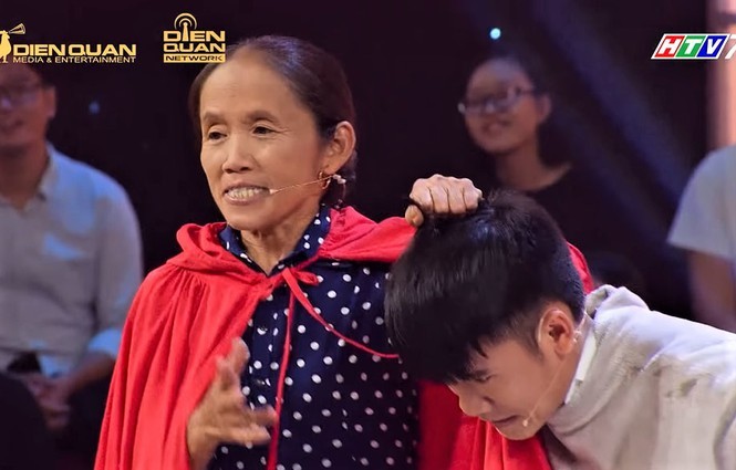 Showbiz 4/10: Sau ồn ào hẹn hò tình mới, Tim đăng ảnh đi ăn với Trương Quỳnh Anh - ảnh 2