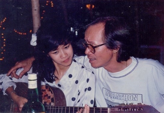Những hình ảnh thanh xuân răng khểnh của diva Hồng Nhung - ảnh 2