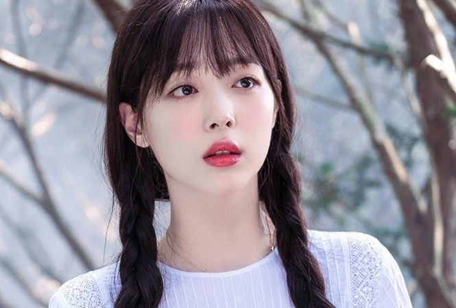 Showbiz 14/10: Dòng status cuối cùng của Sulli trước khi treo cổ tự tử - ảnh 4
