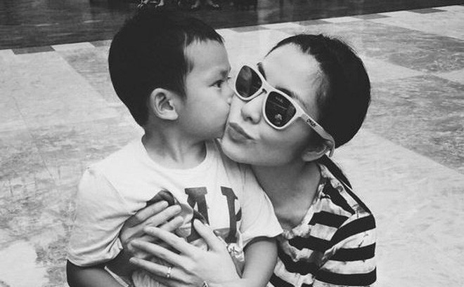 Tăng Thanh Hà lần đầu đăng ảnh cận mặt con trai - ảnh 3