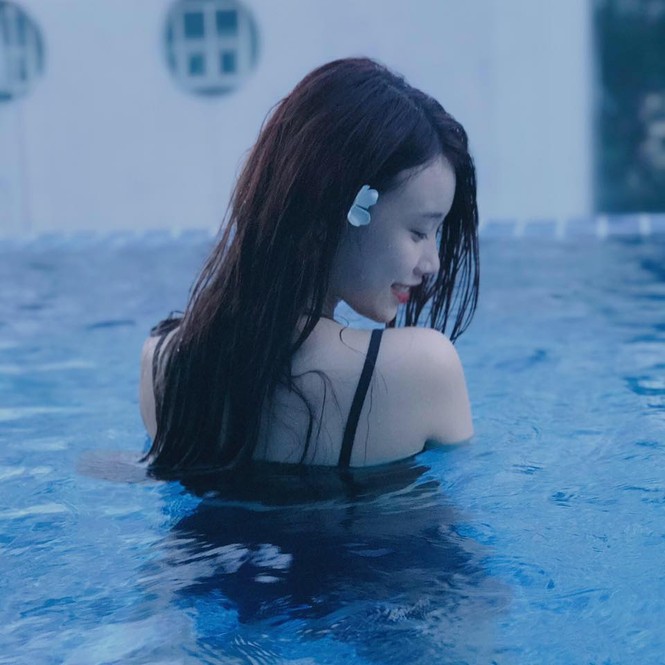 Bạn gái hotgirl của Văn Toàn liên tục tung ảnh bikini khoe 3 vòng 'bỏng mắt' - ảnh 7