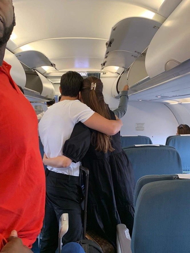 Hồ Ngọc Hà liên tục khoe ảnh ôm hôn với Kim Lý, fan khuyên 'hãy cưới cô ý' - ảnh 6