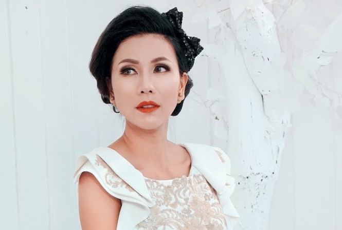 Showbiz 20/11: Lệ Quyên tung ảnh sexy khoe body săn chắc, quyến rũ - ảnh 2