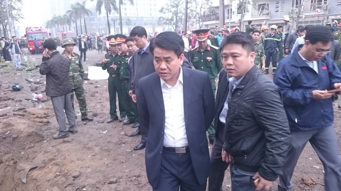 Nổ lớn nghi cưa bom ở Hà Nội, nhiều người chết - ảnh 8
