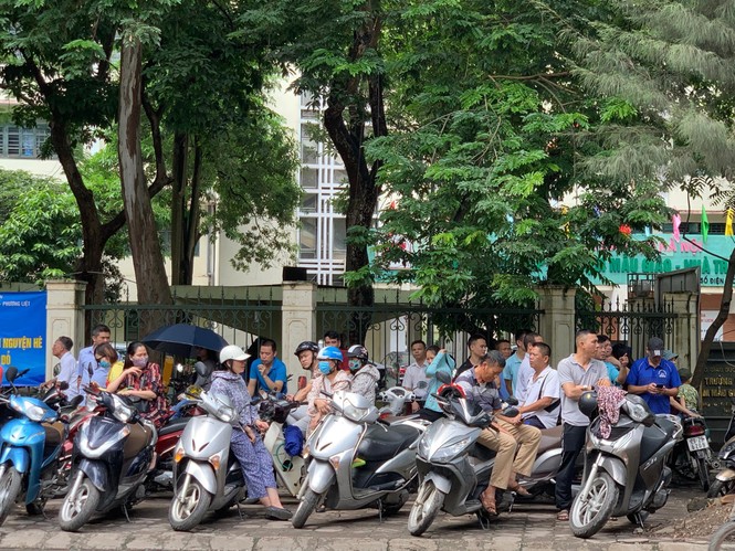 Hàng triệu học sinh cả nước bước vào cuộc đua lớp 10 nóng bỏng - ảnh 21