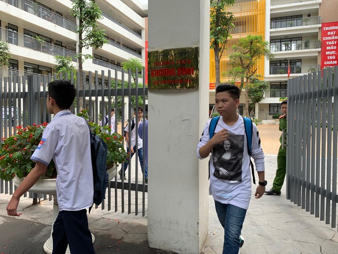 Hàng triệu học sinh cả nước bước vào cuộc đua lớp 10 nóng bỏng - ảnh 22