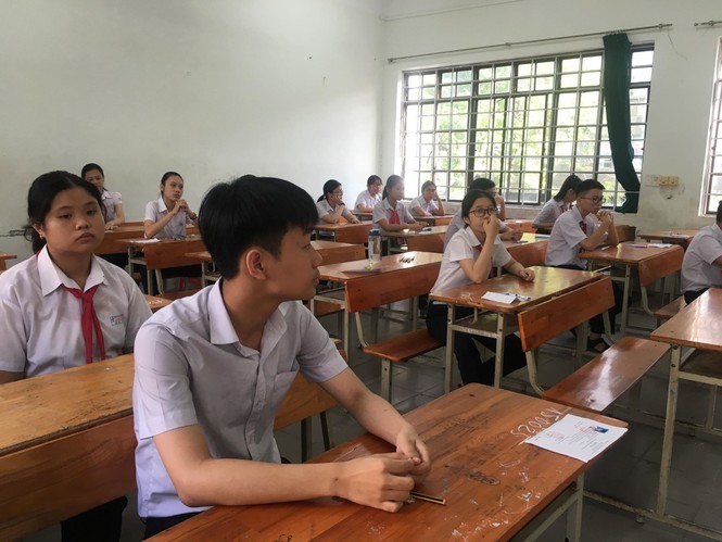 Hàng triệu học sinh cả nước bước vào cuộc đua lớp 10 nóng bỏng - ảnh 11