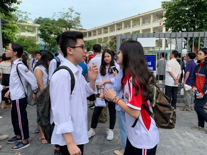 Hàng triệu học sinh cả nước bước vào cuộc đua lớp 10 nóng bỏng - ảnh 25