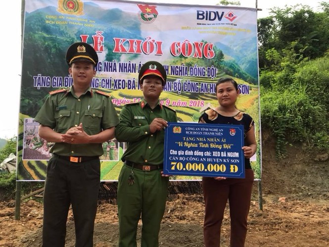 Đoàn công an tỉnh Nghệ An khởi công nhà Vì nghĩa tình đồng đội - ảnh 1