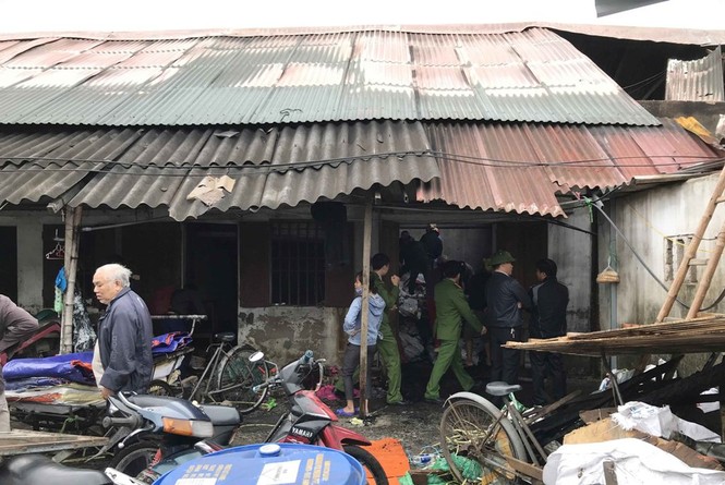 Bộ Công an phối hợp điều tra vụ cháy kho hàng 2000m2 tại chợ Vinh - ảnh 2
