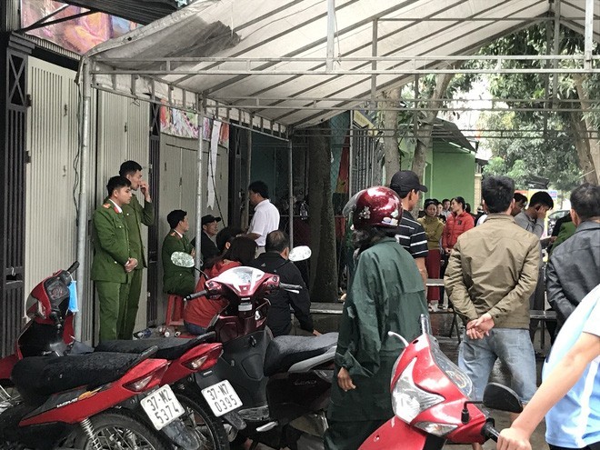 Lời khai ban đầu của Phó phòng ngân hàng đâm thương vong 3 người thân - ảnh 1