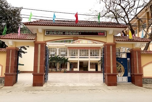 Phó Chánh văn phòng huyện sử dụng bằng giả hơn 20 năm - ảnh 1