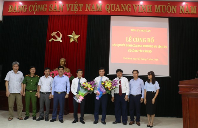 Bí thư Tỉnh đoàn Nghệ An được điều động làm Bí thư Thị ủy Thái Hòa - ảnh 5