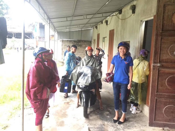 Tình nguyện mùa thi nơi “chảo lửa Đông Dương” - ảnh 1
