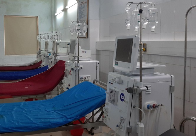 Đang điều trị chạy thận, hàng trăm bệnh nhân buộc phải chuyển viện - ảnh 2