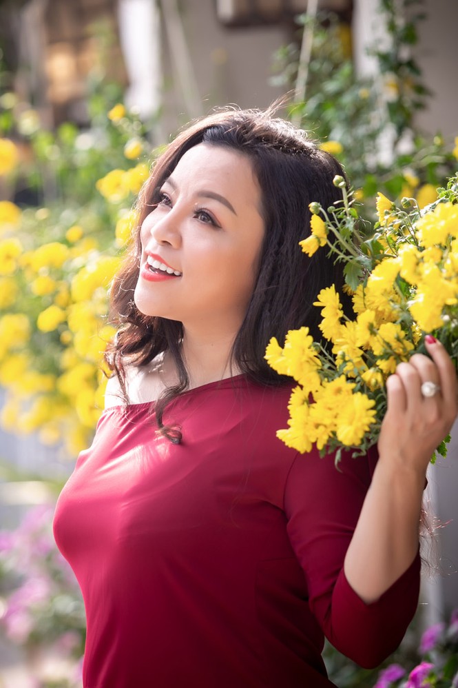 NSƯT Tố Nga: Bình thản hơn sau ly hôn - ảnh 3
