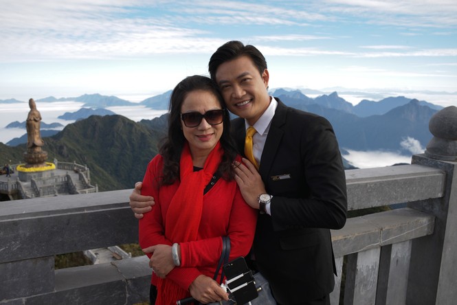 Quốc Đam, Thanh Hương tái ngộ trong phim tết Xin chào người lạ ơi - ảnh 3