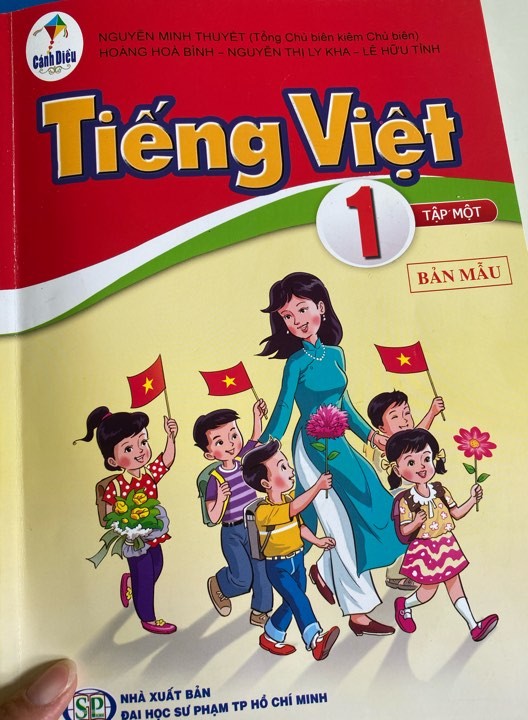Hé lộ những trang đầu tiên trong bộ sách giáo khoa mới - ảnh 1