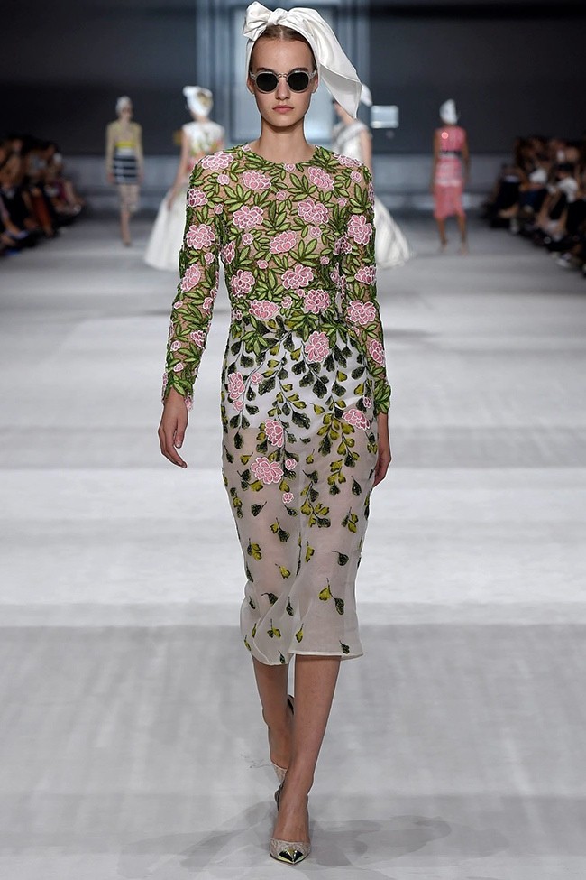 Những nàng thơ yêu kiều của Giambattista Valli - ảnh 7