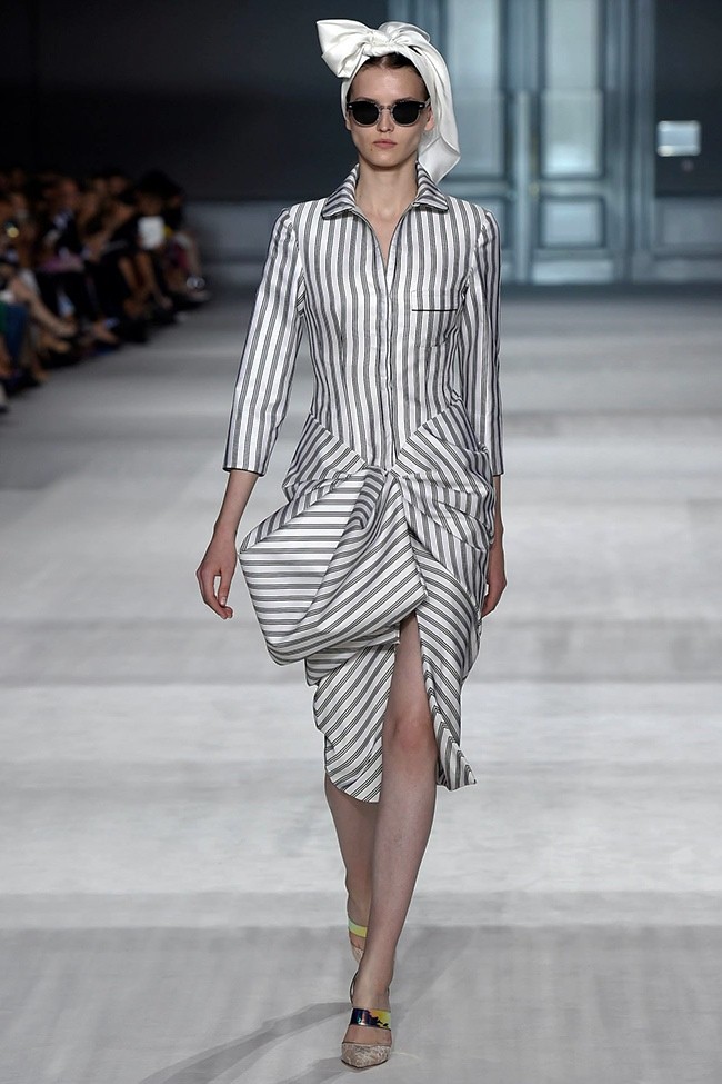 Những nàng thơ yêu kiều của Giambattista Valli - ảnh 2