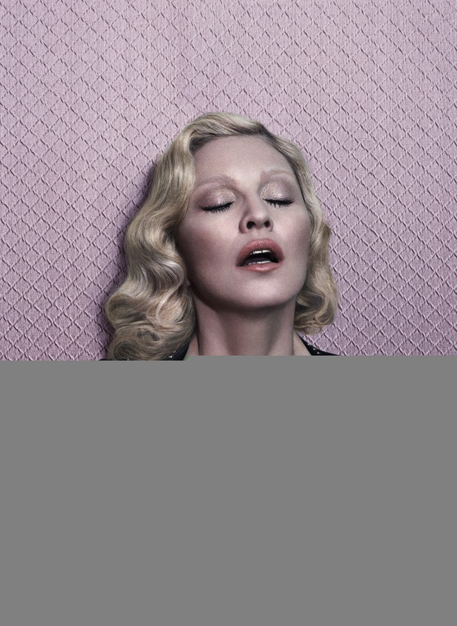 Madonna: ‘Ngũ tuần’ vẫn tự tin khoe vòng 1 nóng bỏng - ảnh 5