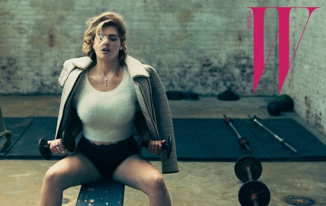 Mẫu ‘ngực khủng’ Kate Upton gợi cảm trong phòng gym - ảnh 1