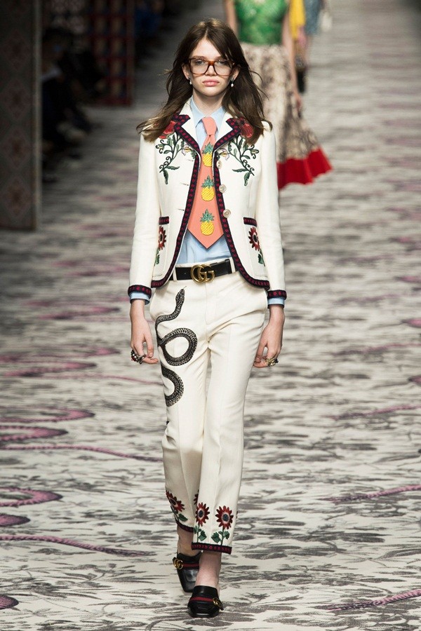 Làn gió tươi mới trong BST Gucci xuân hè 2016 - ảnh 6