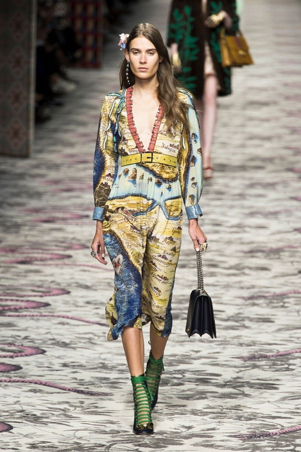 Làn gió tươi mới trong BST Gucci xuân hè 2016 - ảnh 2