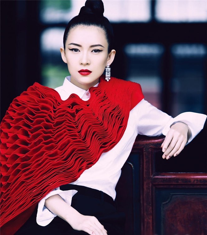 Chương Tử Di đẹp sắc lạnh, quyến rũ - ảnh 2