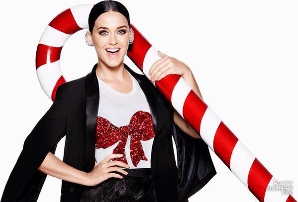Đón Giáng sinh sớm cùng Katy Perry - ảnh 2