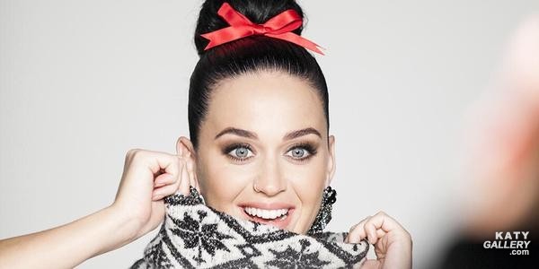 Đón Giáng sinh sớm cùng Katy Perry - ảnh 7
