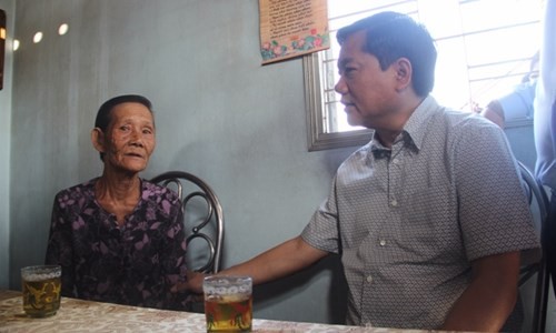 Người dân ngưỡng mộ Bí thư Thăng 'hành động, không nói nhiều' - ảnh 1