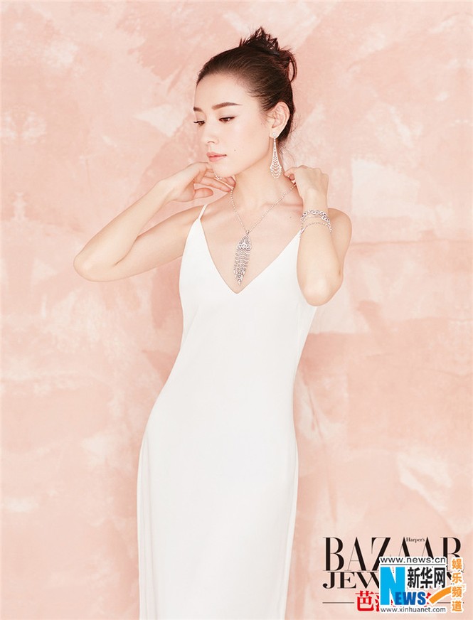 Đổng Khiết đẹp mong manh như sương mai - ảnh 9
