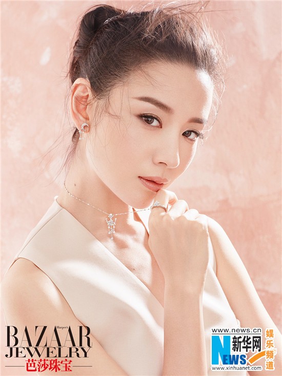 Đổng Khiết đẹp mong manh như sương mai - ảnh 1